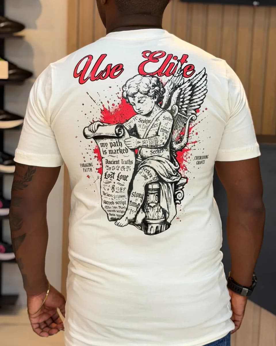 Camiseta Off-white Estampa Anjo e Pergaminho Use Elite