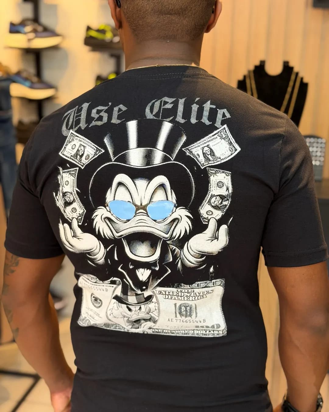 Camiseta Preta Estampa Cartola Use Elite, foto 3