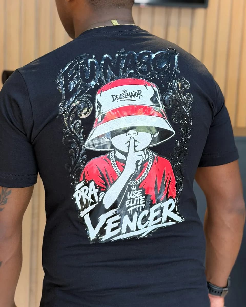 Camiseta Preta Estampa Eu Nasci pra Vencer Use Elite